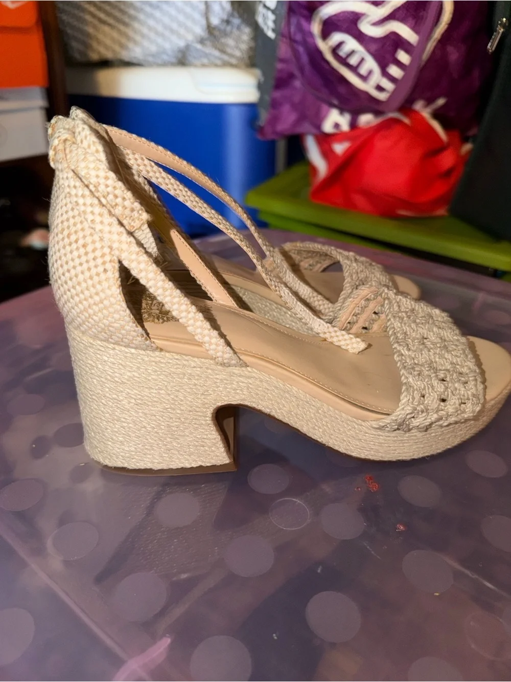 Vince Camuto woven front
